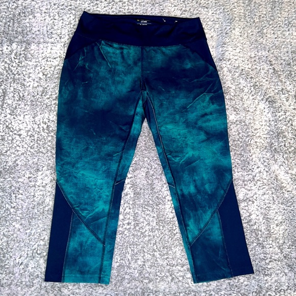 TEK GEAR DRYTEK CROP RUNNING TIGHTS - Picture 1 of 2